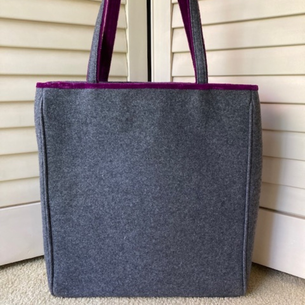 Lulu Guinness London "It's a Dogs Life"' Pug Tote Bag - Picture 3 of 16